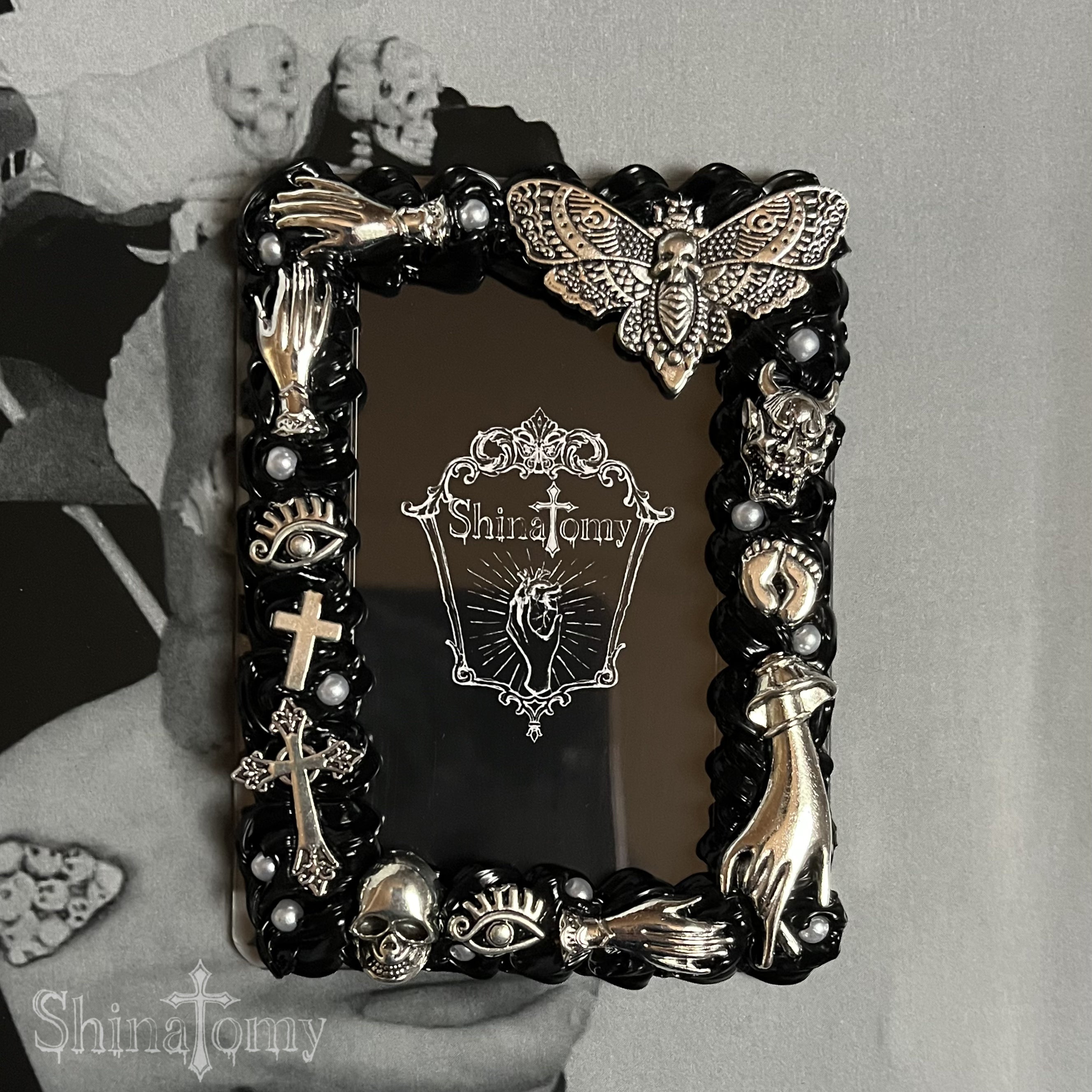 Whip Deco Case Black B8