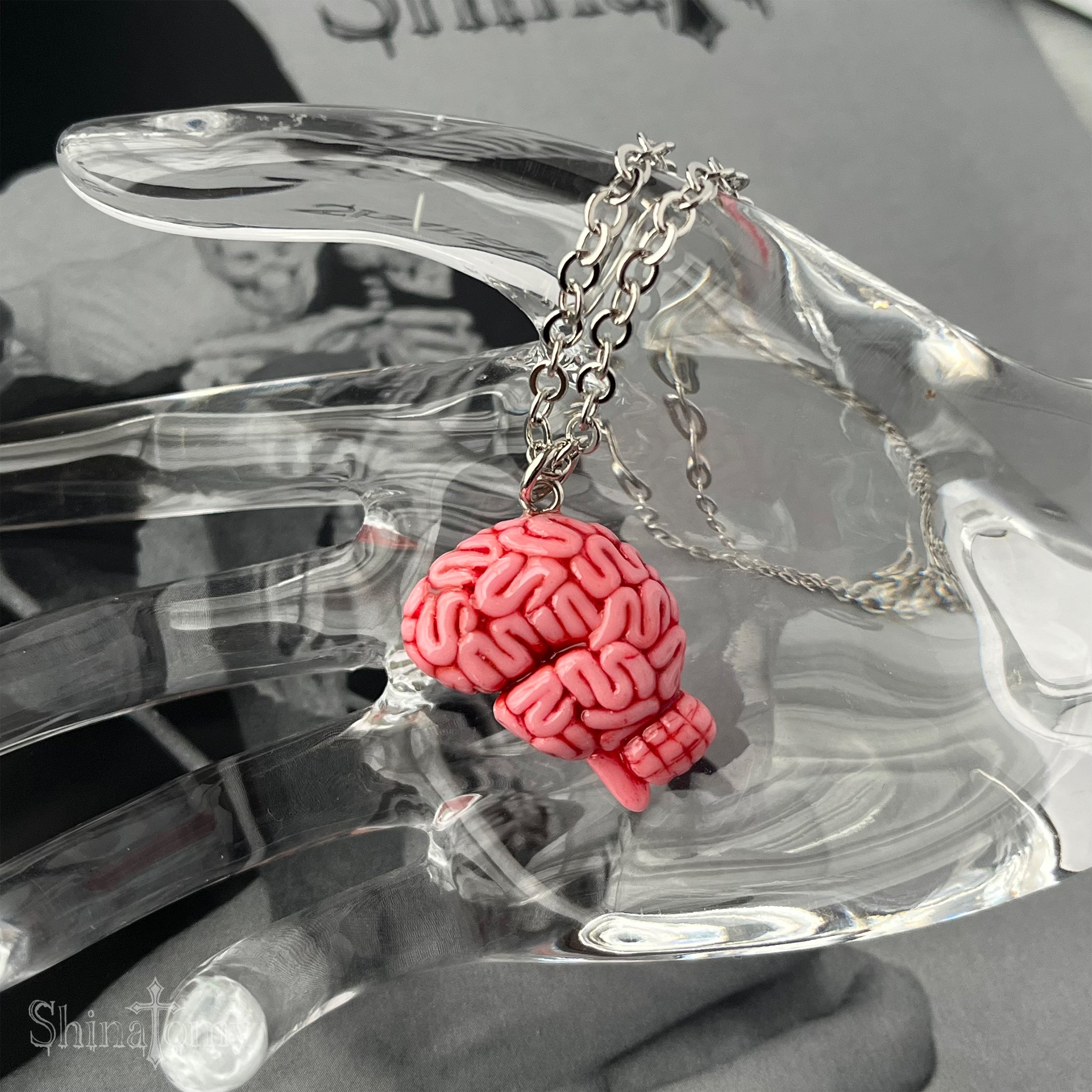 brain necklace