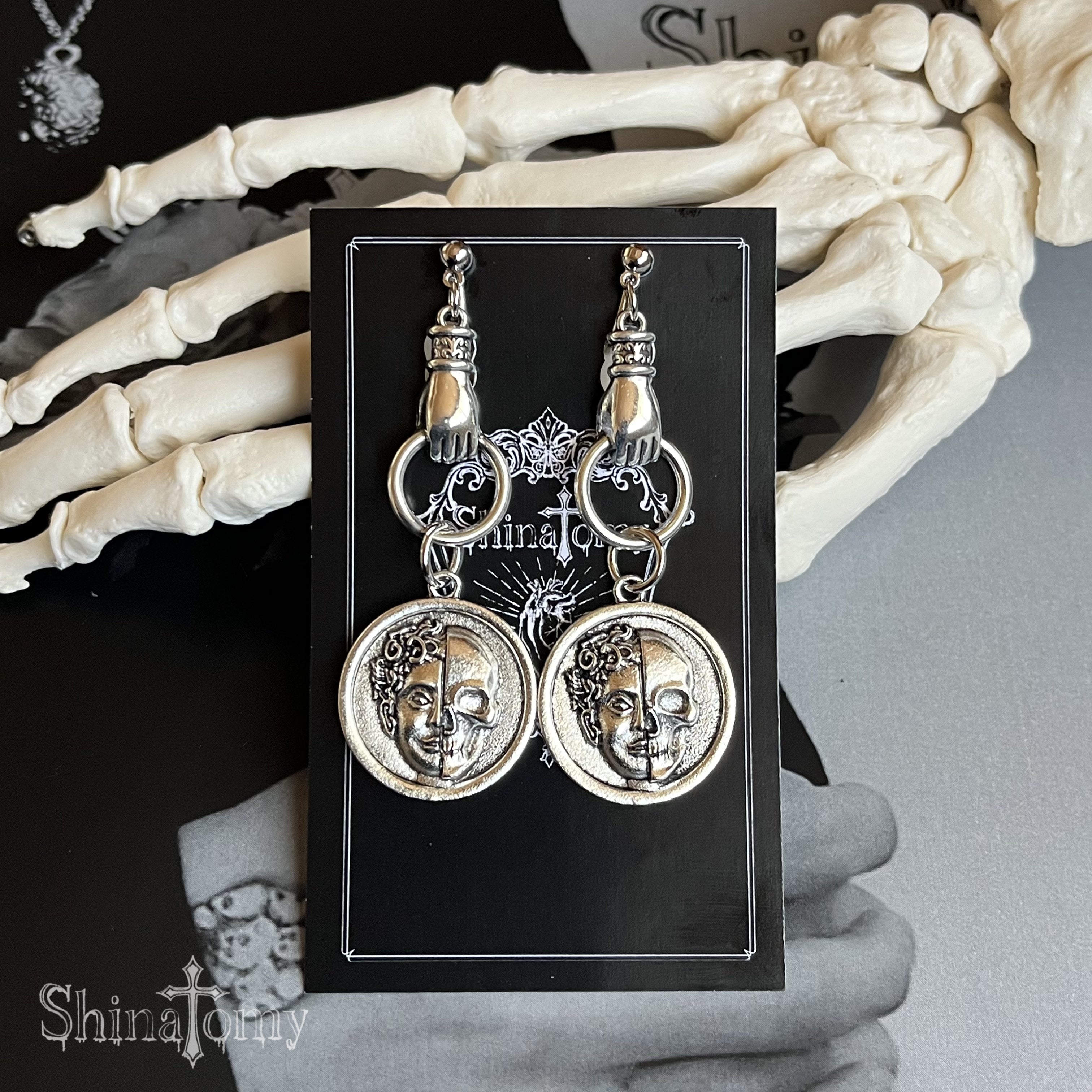 Anatomical Face Piercing