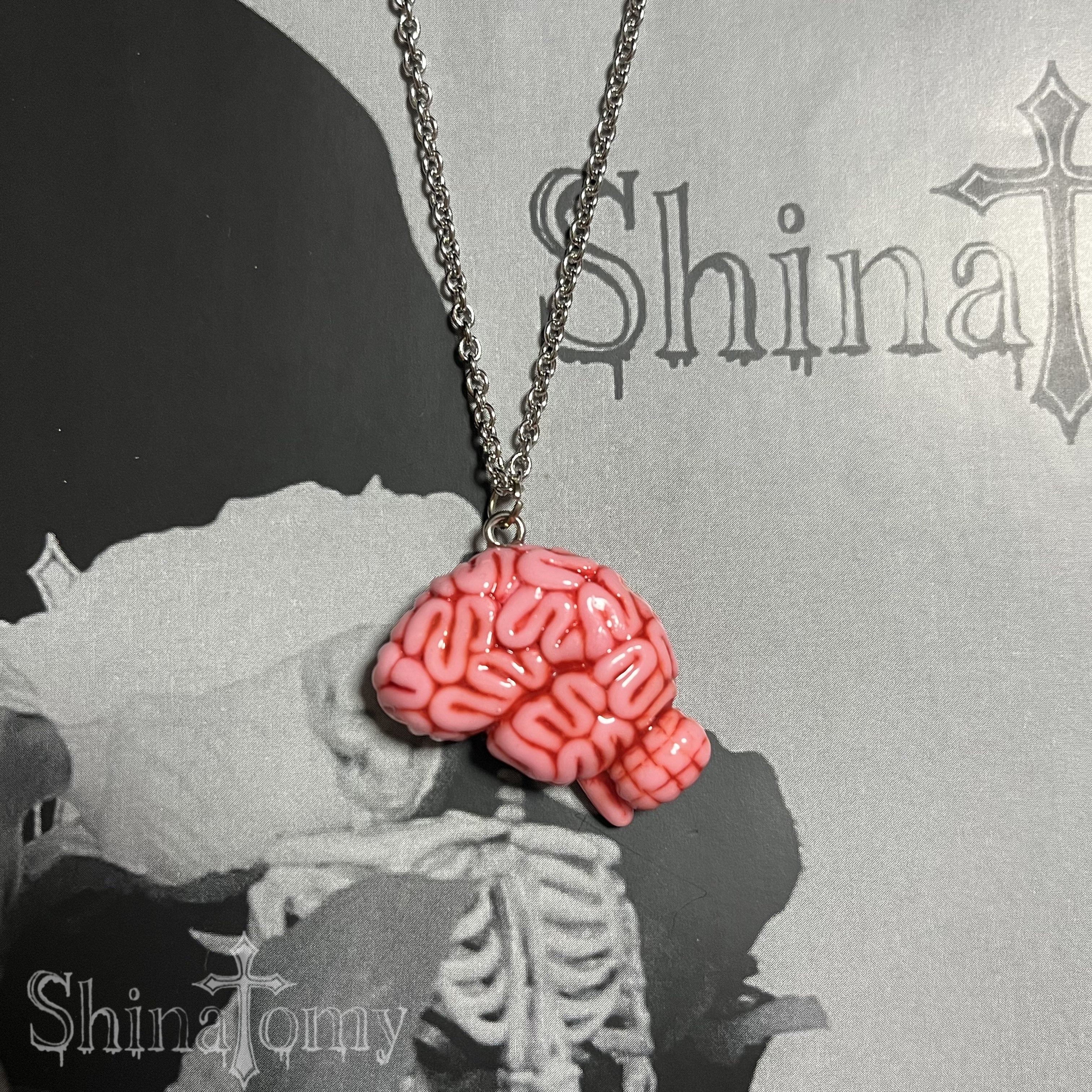 brain necklace