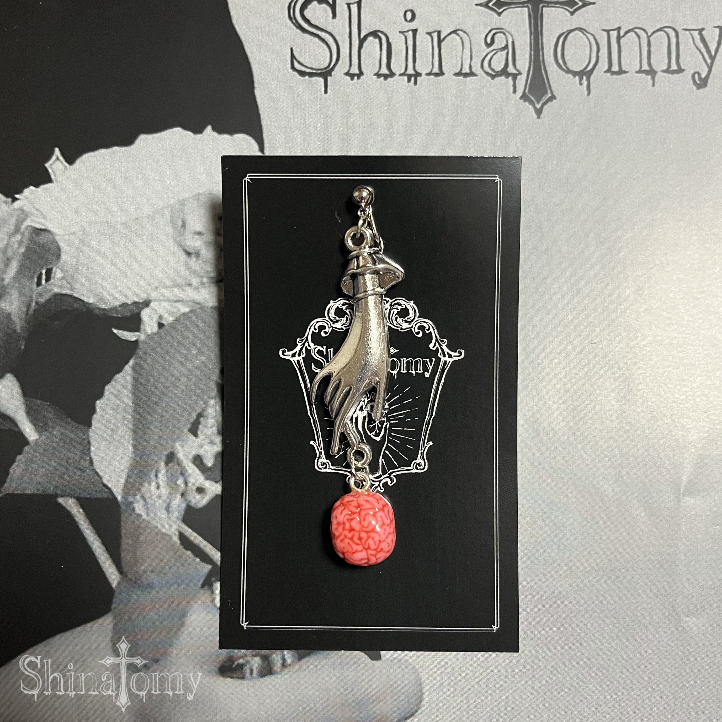 【金具変更可】ハンドイヤリング(片耳のみ)