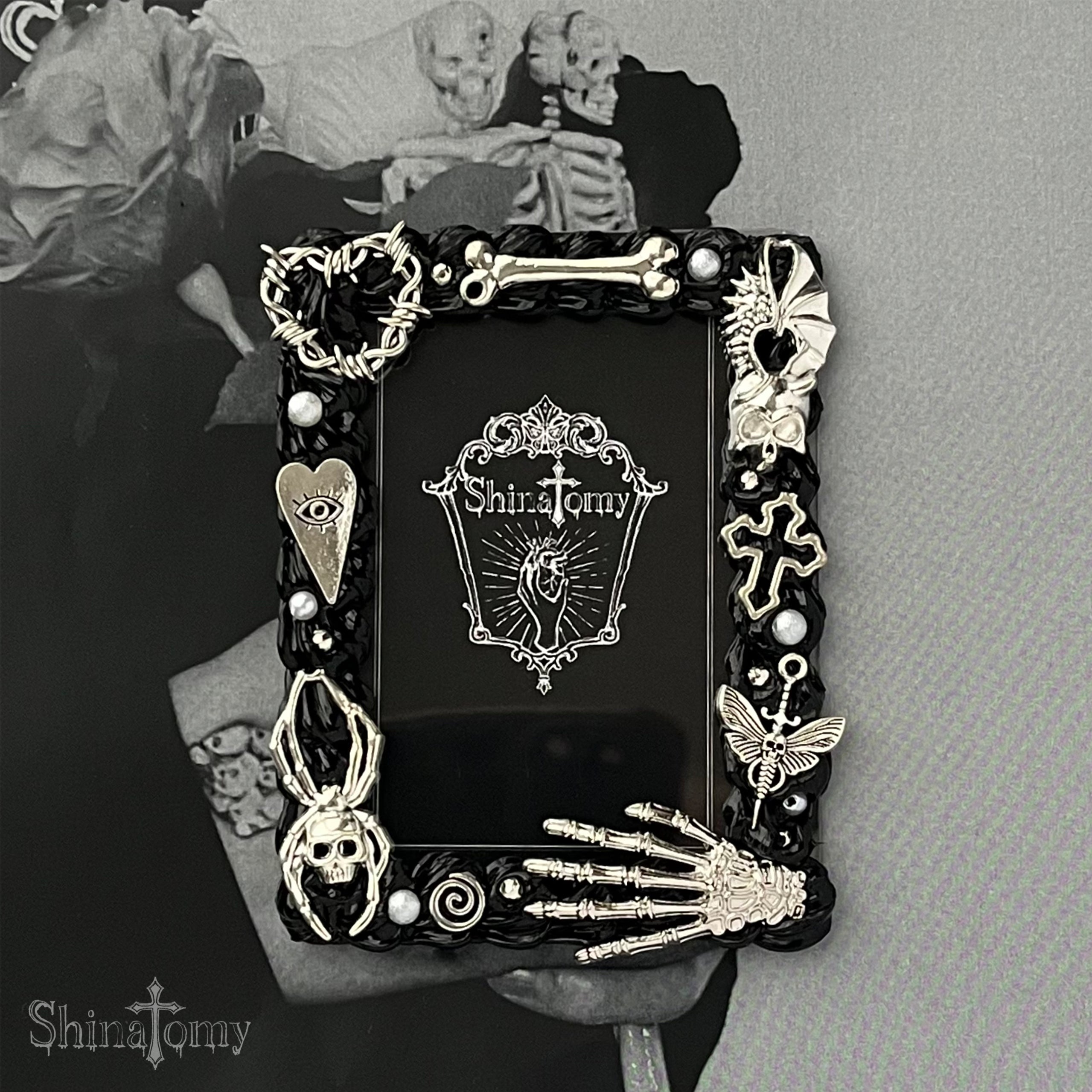 Whip Deco Case Black B8