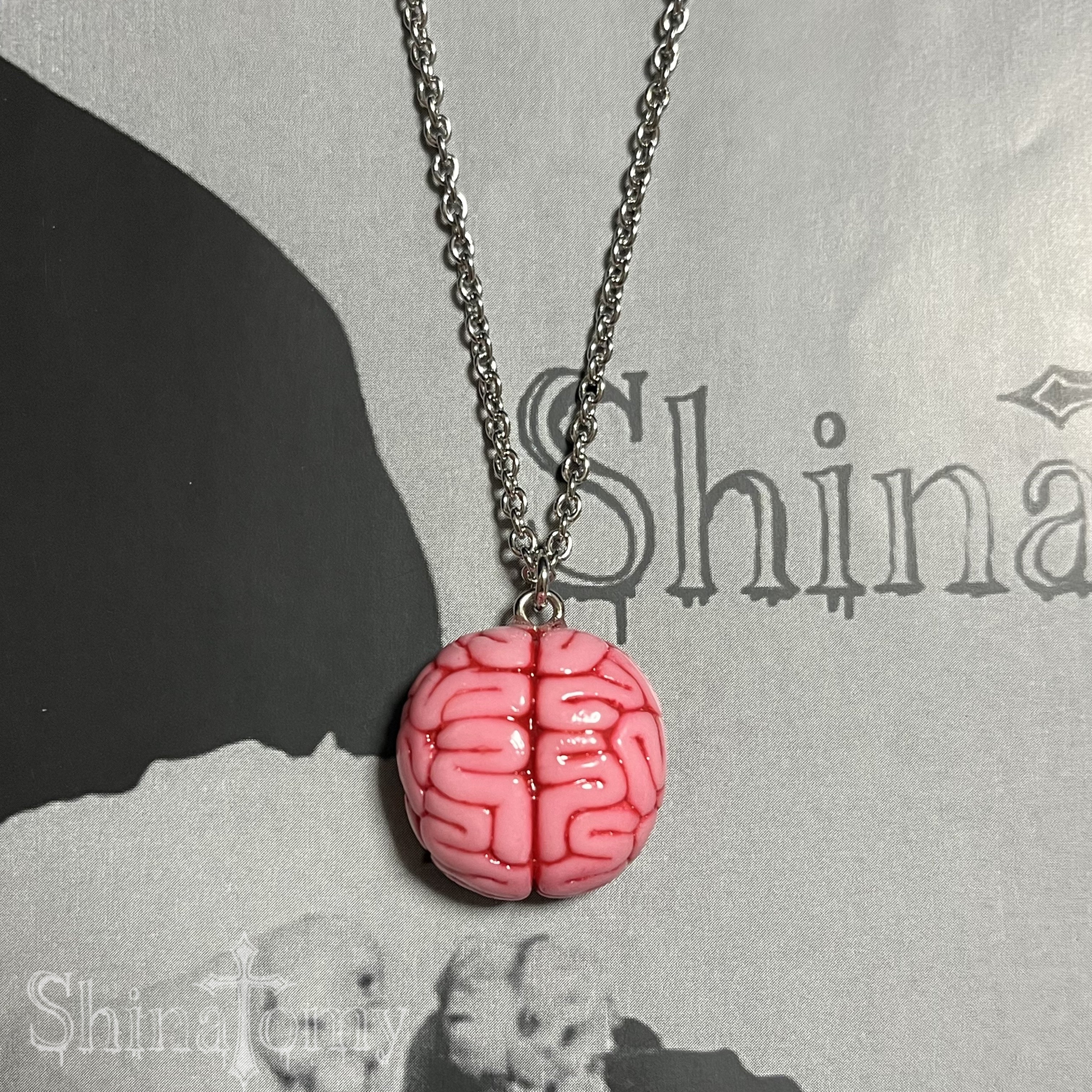 brain necklace