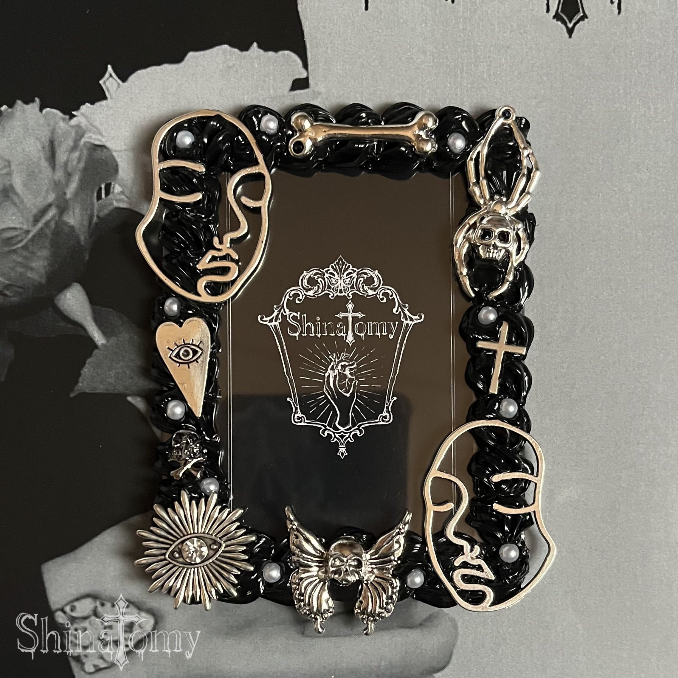 Whip Deco Case Black B8