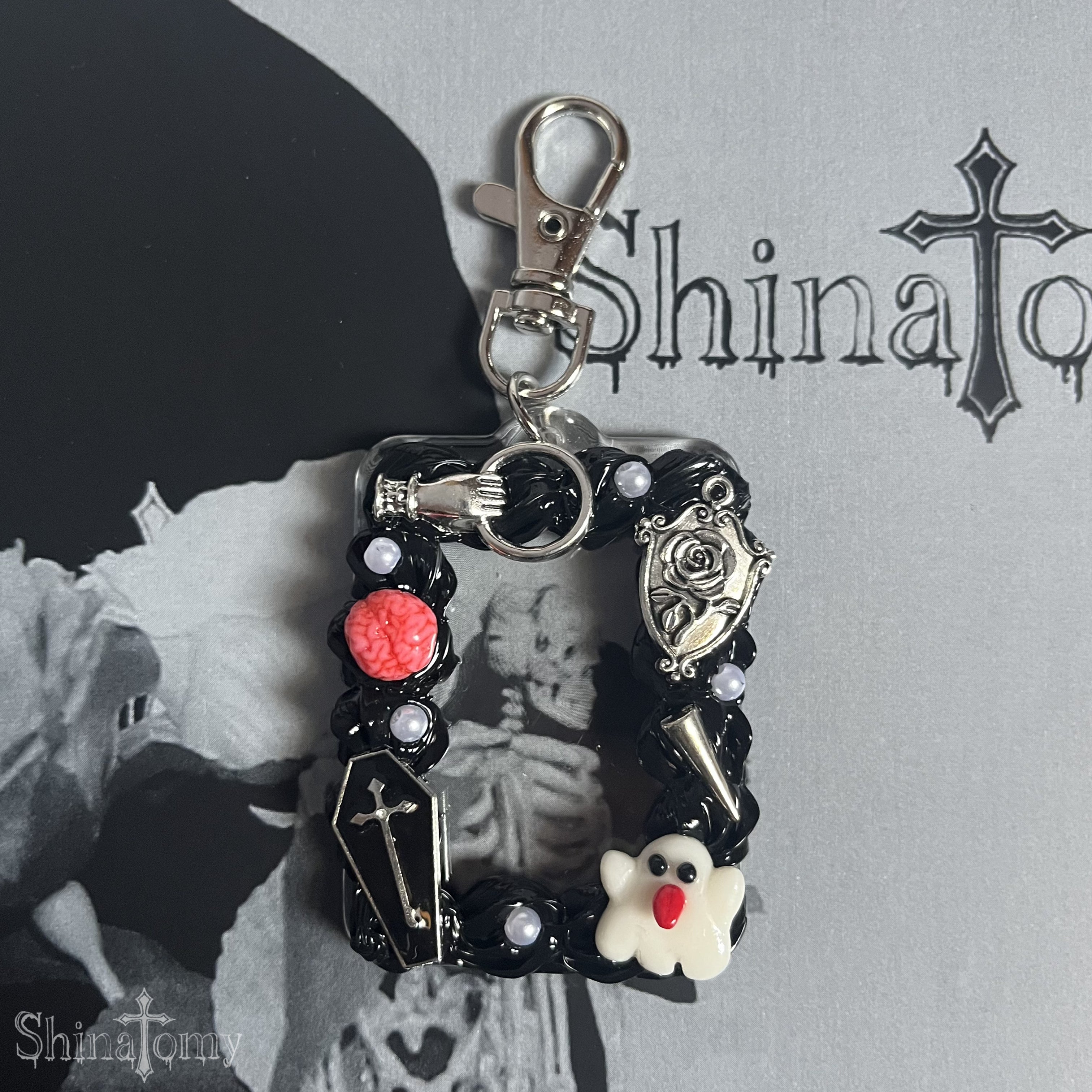 Whipped Deco Keychain Black (ID Photo Size)