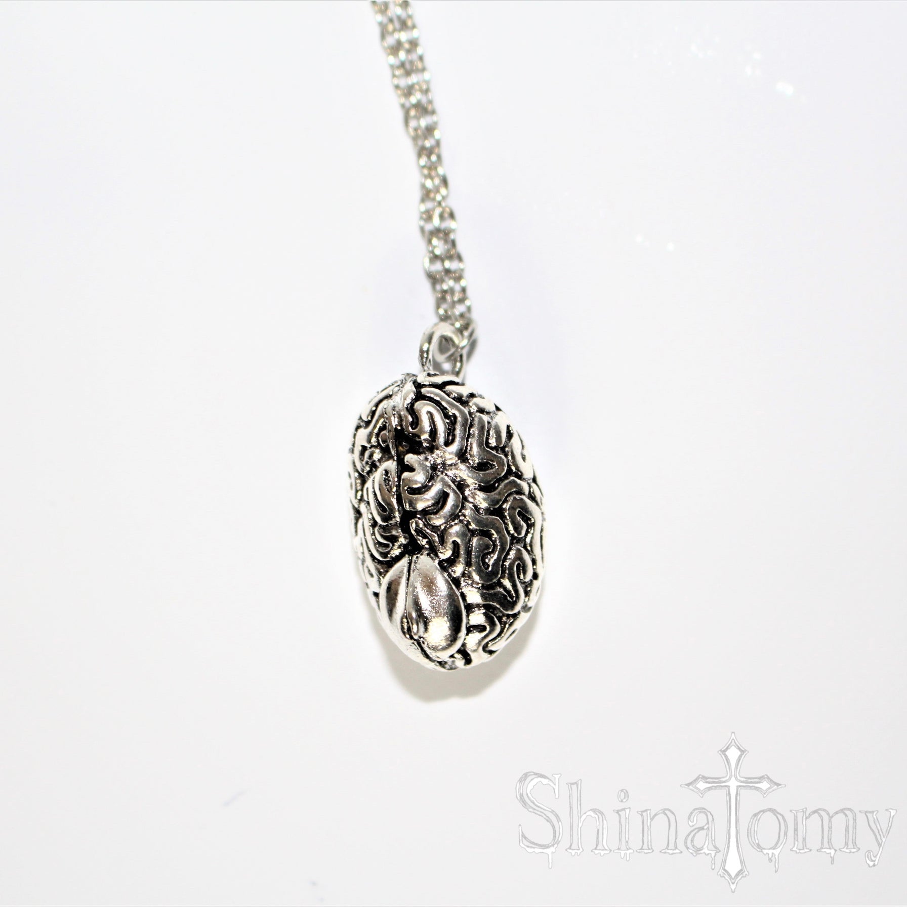 brain necklace