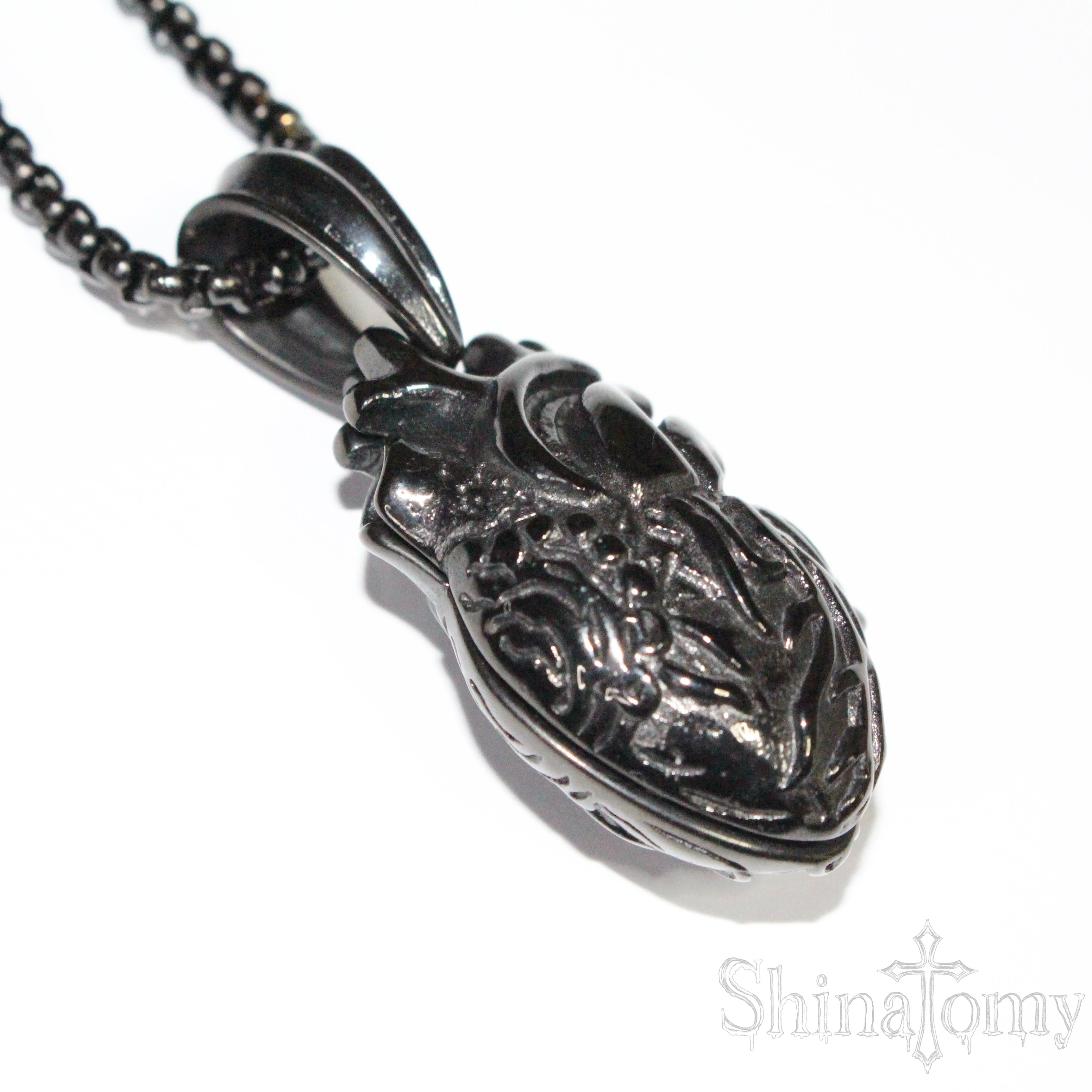 gothic heart necklace