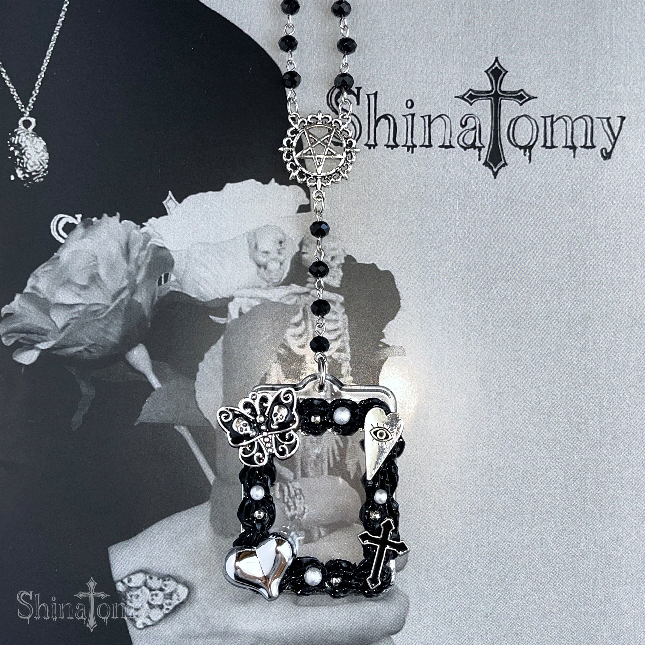 Black Altar necklace