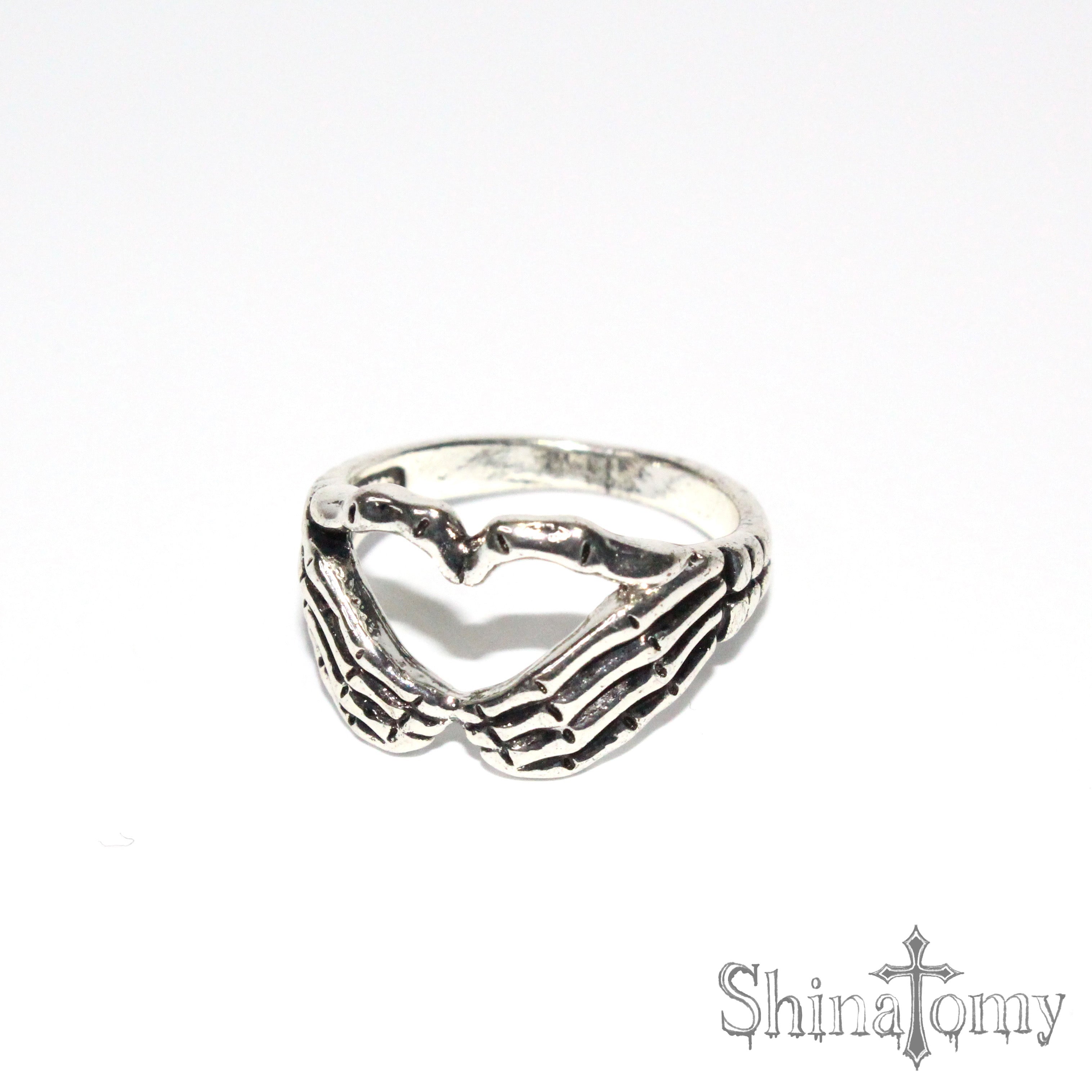 heart skull ring