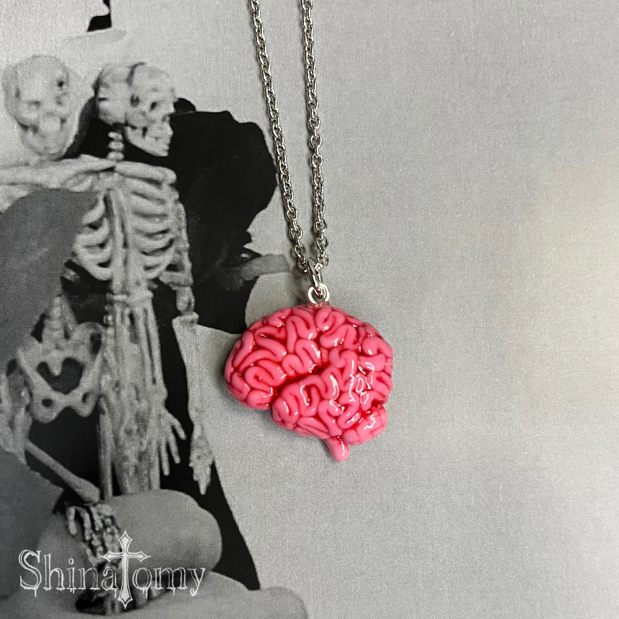 brain necklace